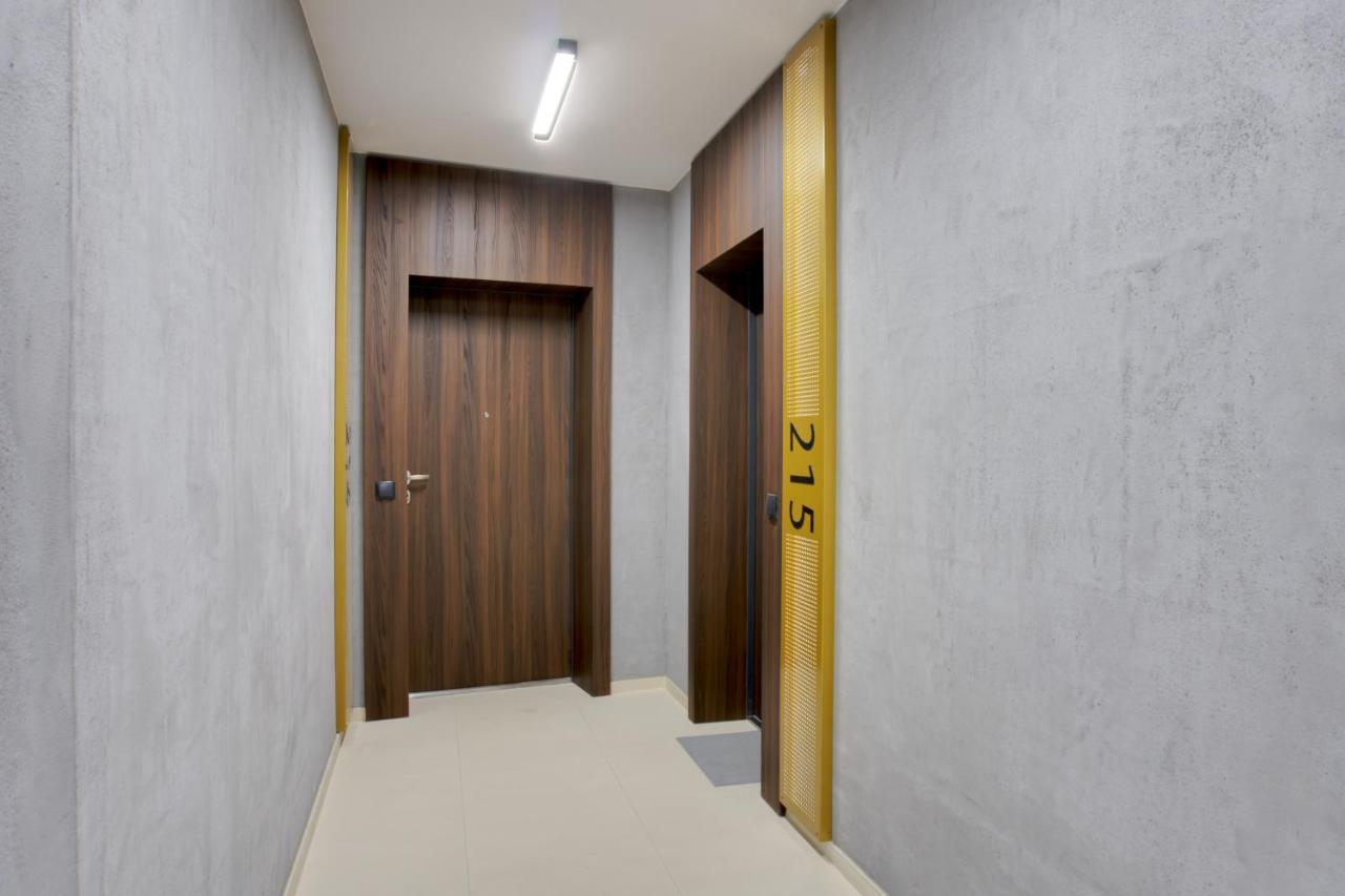 Essence Apartments Sapphire Познан Екстериор снимка